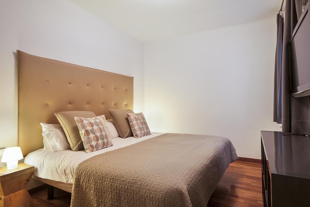 Canela Homes Barcelona Universitat Rom bilde