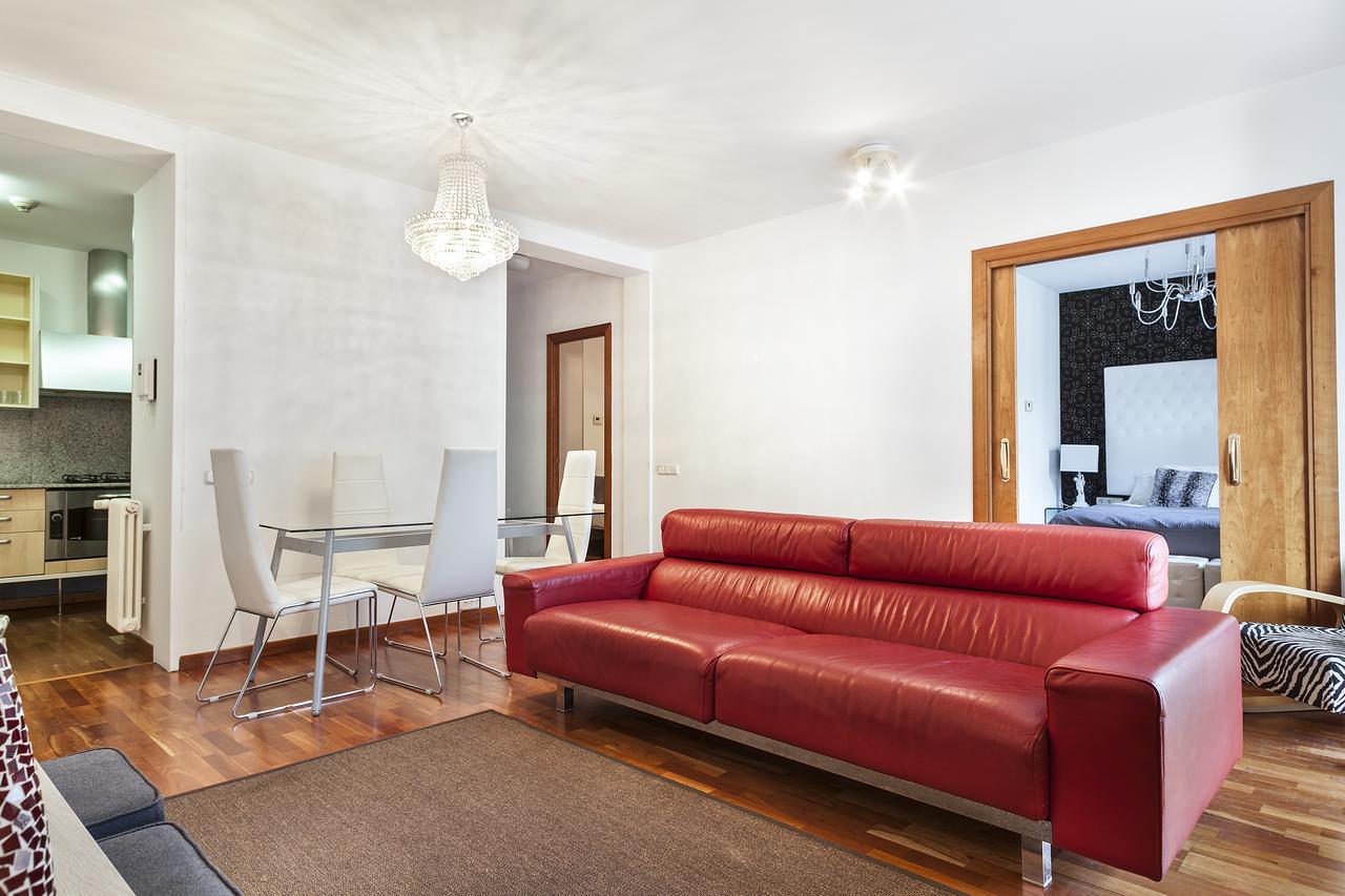 Canela Homes Barcelona Universitat Eksteriør bilde